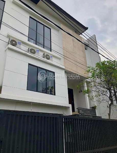 Jual Rumah Guest House Penghasilan 222 Juta Per Tahun di Sayap Pasteur Dekat Pasirkaliki Bandung