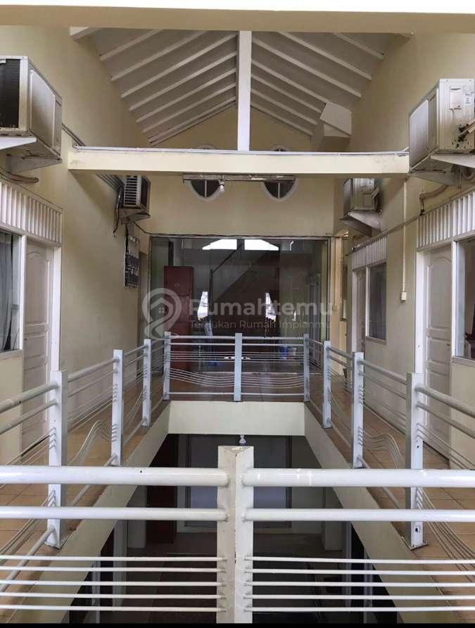 Koskosan 15 pintu Tebet baru renov  hanya 3,9M