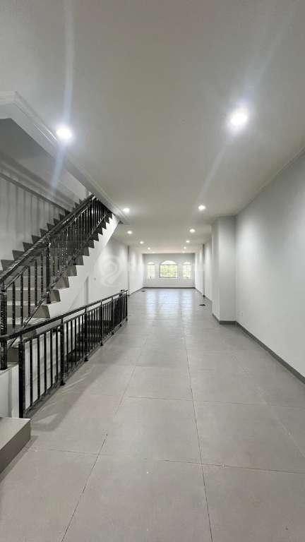 Disewakan RUKAN MARINA BAY PIK 2