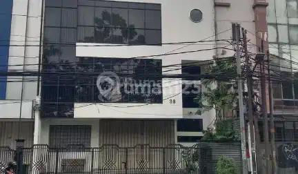 Di Sewakan Gedung Kantor 4 Lantai di Jalan Cideng Timur Jakarta Pusat