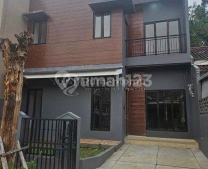 Dijual Rumah Renov di Nusa Loka, Bsd, Tangerang