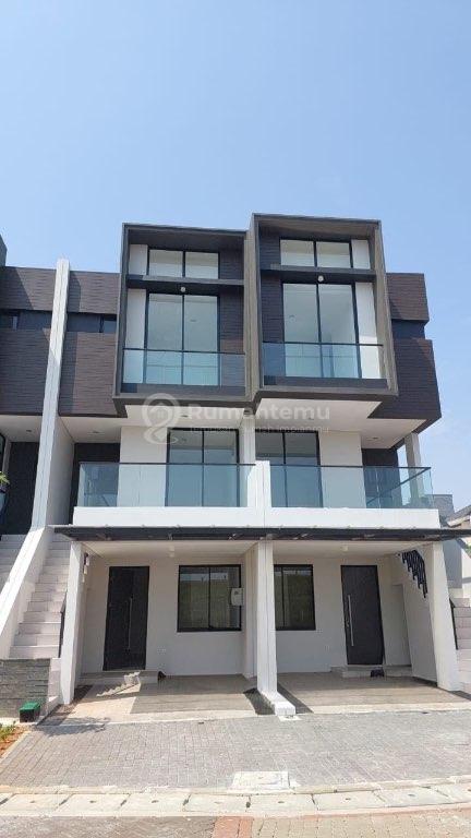 Disewakan Rumah Golf island PIK bagus VIEW LAUT siap huni