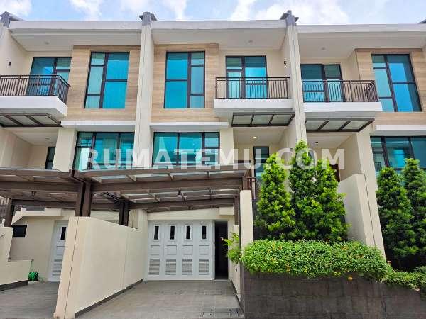 Pondok Indah Townhouse Rp 6,8 Milyar Siap Huni, Jakarta Selatan