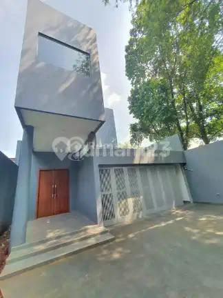 Rumah Modern Siap Huni di Cilandak