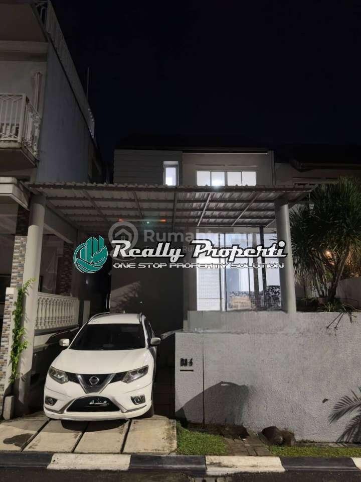 Disewakan Rumah Komplek 2 LT Semi Furnished di Pinang Ranti Jakarta Timur