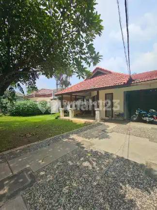 Rumah 1 lantai terawat di Ampera