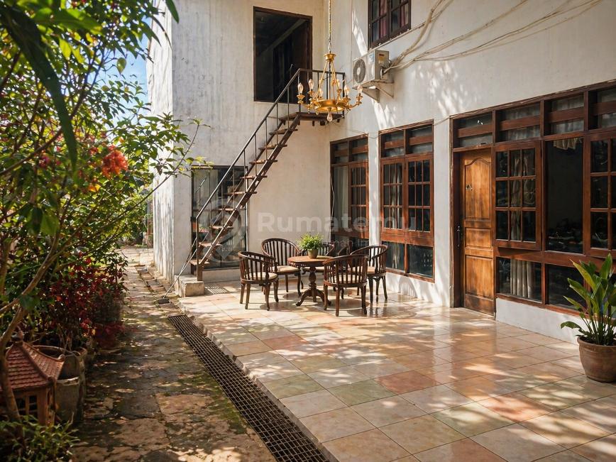 RUMAH RAWA BELONG DEKAT KAMPUS BINUS KEBON JERUK JAKARTA BARAT