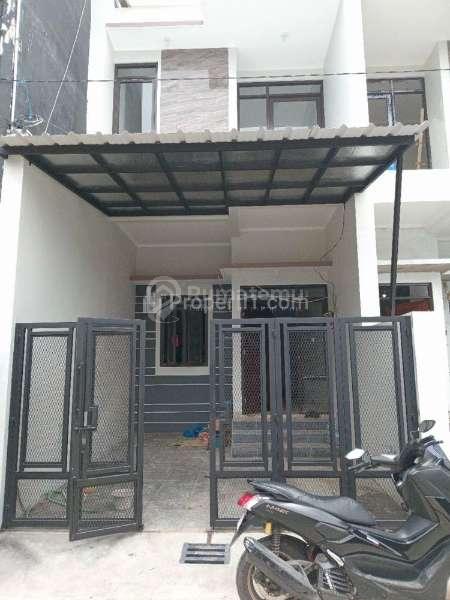 Jual Rumah Baru Metro Margahayu Dekat Ciwastra, Soekarno Hatta Bandung
