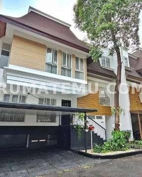 Rumah Bagus Cluster Taman Pesona, Jati Padang, Jakarta Selatan