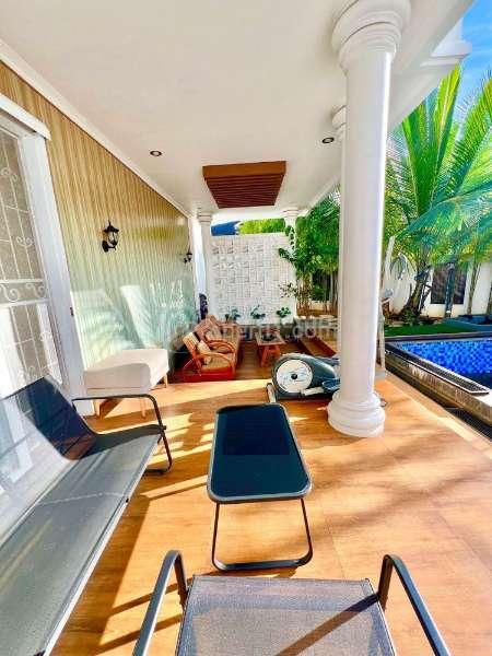 Jual Rumah Dengan Kolam Renang di Antapani Bandung