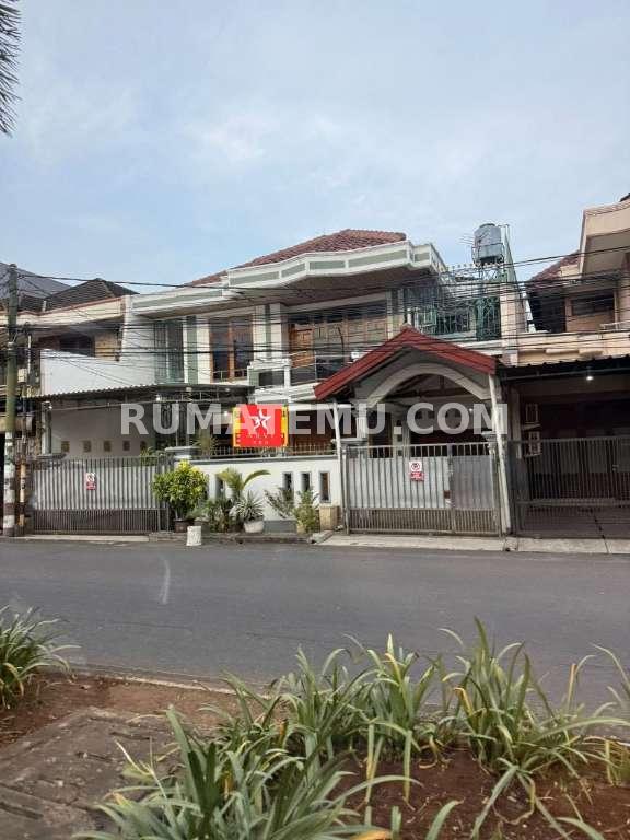 Dijual Rumah Besar 2 Lantai di Boulevard Galaxy Bekasi, SHM, Dekat Grand Galaxy Park