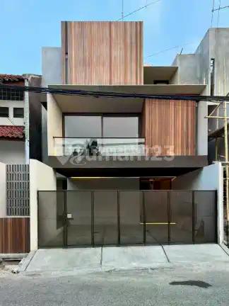 Rumah Baru Dalam Komplek Di Cinere Raya