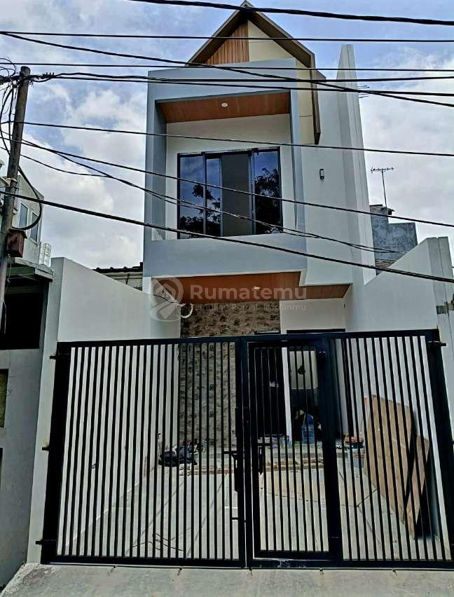 Rumah di Sunter Mas Tengah - Jalan Lebar 3 Mobil