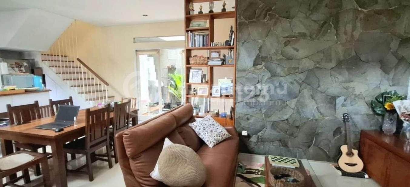 Dijual Rumah Cantik Siap Huni di Bintaro Jaya