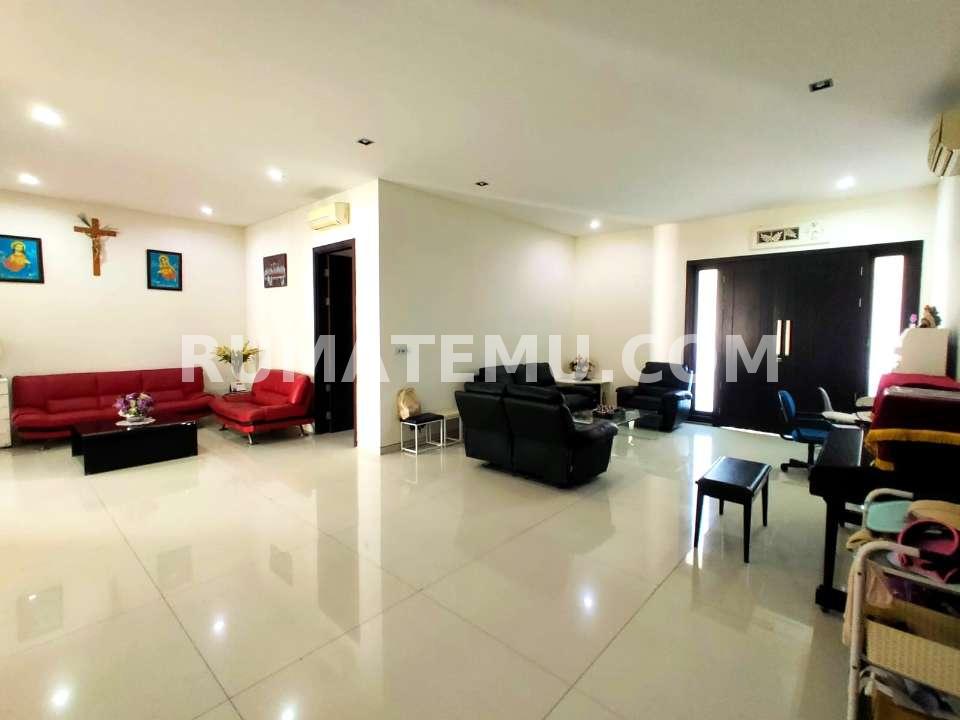 Rumah Graha Family Surabaya