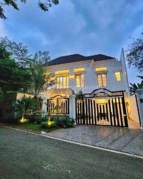 Rumah Pondok Indah Brandnew Classic Modern, Jakarta Selatan
