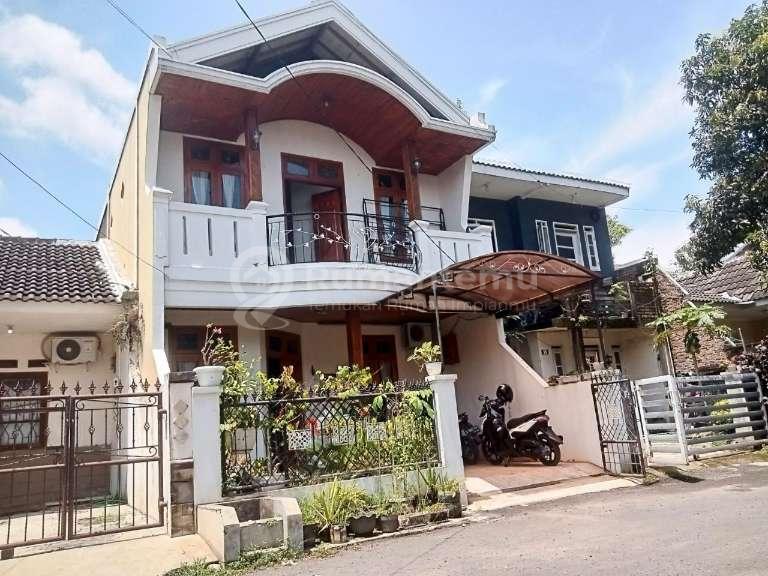 Dijual Rumah 2 Lantai 5 Kamar BU
