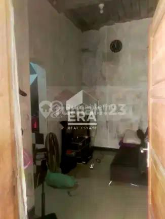 Jual Cepat Diskon Harga Turun Drastis !!! Masih Mau Nego?, Boleh. Rumah Dua Lantai Minimalis Kembangan Jakarta Barat