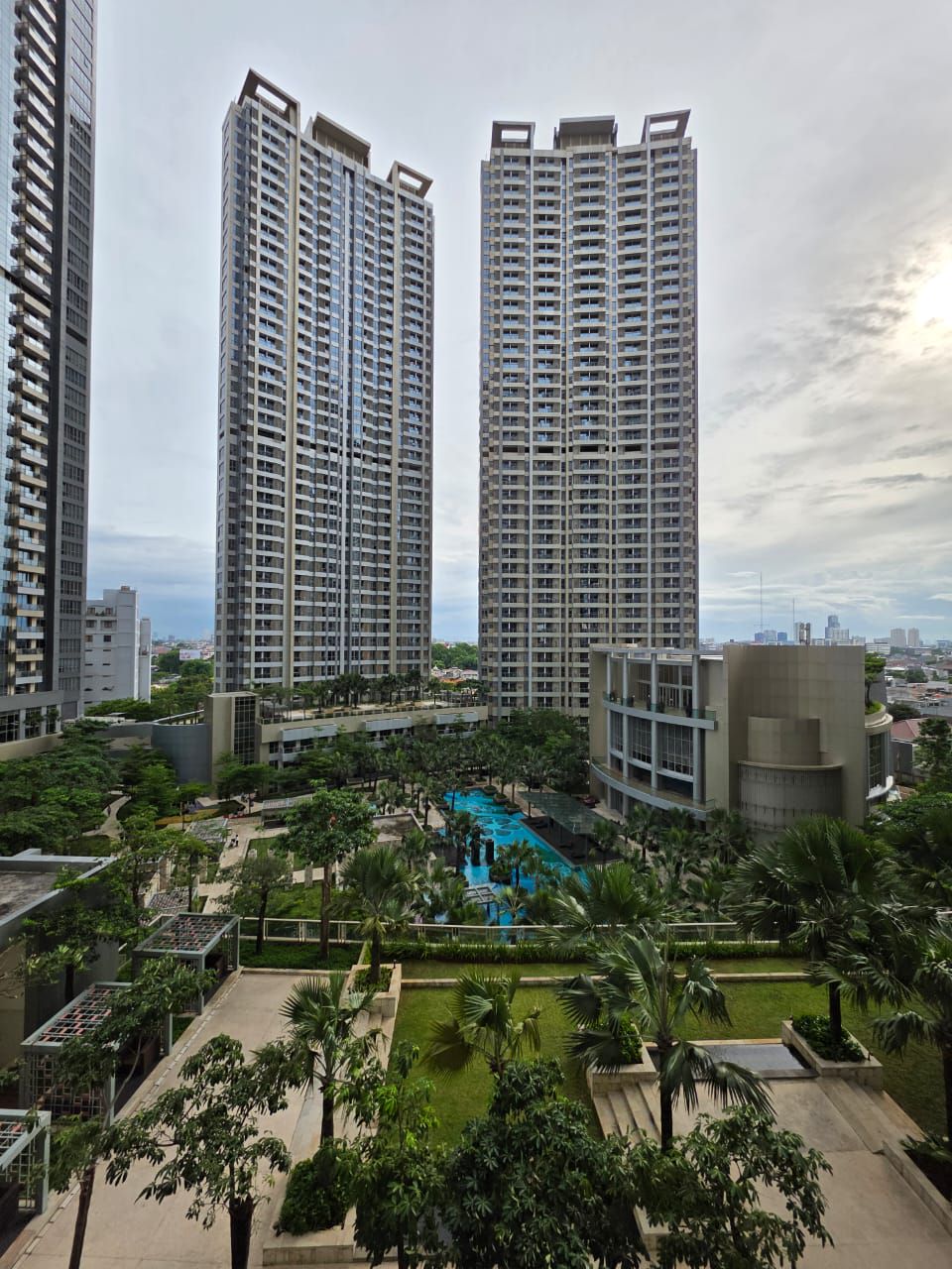 Apartemen Taman Anggrek Residence